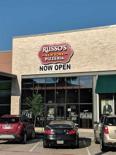 Russos New York Pizzeria Now Open At Pearland Town Center Visit Pearland