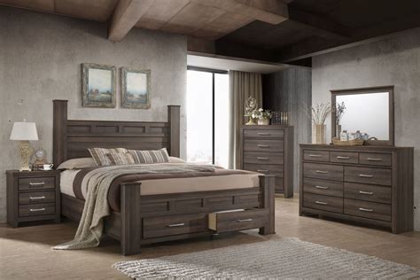 Make your bedroom a stylish, comfortable retreat. Danville 5-Piece Queen Bedroom Set with 32" LED-TV at ...