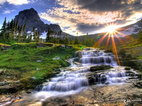 Скачать обои Маленький водопад Вода Солнце Водопад Небо Красиво