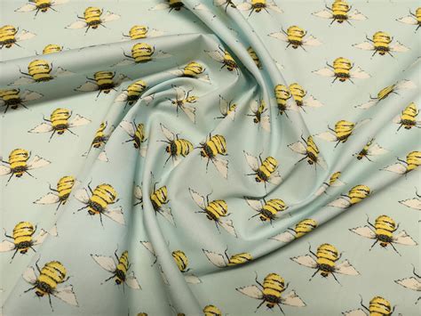 Honey Bees On Sky Blue 100 Cotton Poplin Dress Fabric Etsy Uk