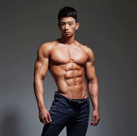 Ripped Asian Hunk Photo Muscle Abs Male Fitness Models Body Builder