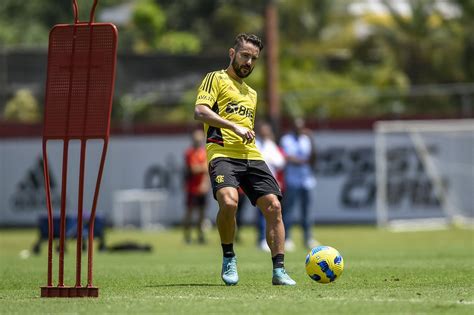 Flamengo On Twitter Nesta Segunda 17 No Ct O Mengão Seguiu A