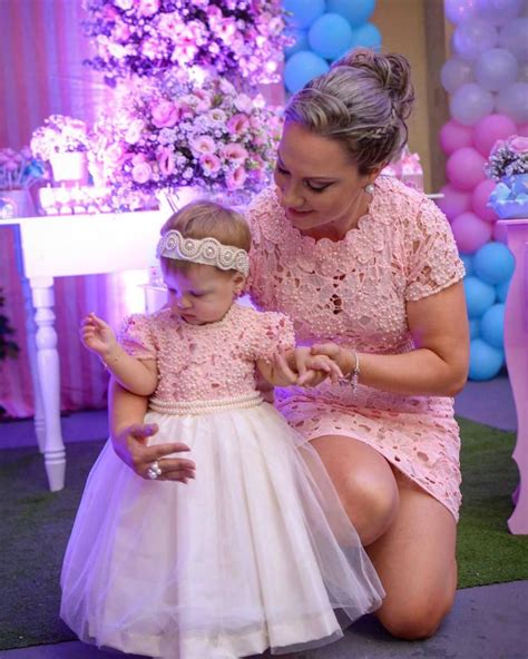 Vestidos Elegantes De Fiestas Para Mamá E Hija 2019 Hoy Aprenderás Los