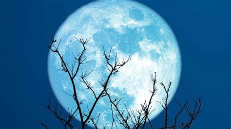 La Mejor Hora Para Ver La Superluna Azul En España Rituales Para La Luna Llena Más Esperada