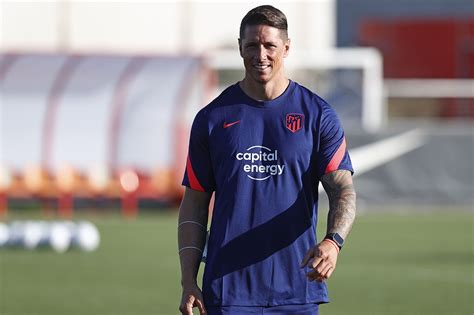 Fernando Torres Begins Coaching Career With Atlético Youth Side Into