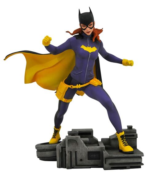 Batgirl Statuette Dc Comic Gallery Diamond Select 23 Cm Kingdom Figurine