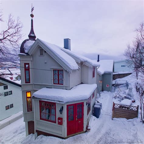 House In Tromsø With Images Norway House Tromso Beautiful Norway