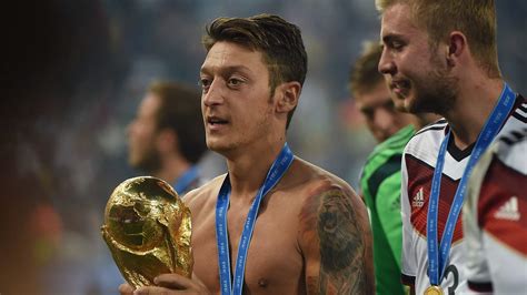 World Cup Winner Mesut Özil Announces Retirement Dfb Deutscher Fußball Bund Ev