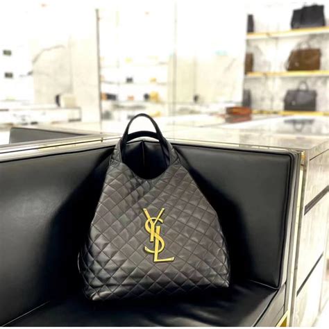 YSL Saint Laurent Icare Maxi Shopping Bag In Black Quilted Lambskin 698651
