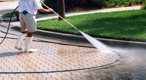 Five Reasons Why You Should Hire Pressure Washing Services My