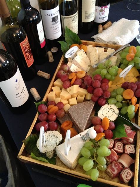 Queijos e Vinho - Delicia adorei !!!!!!! Cheese And Wine Party, Wine