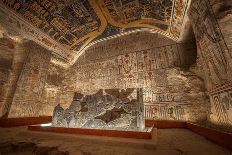 Traveller Snaps Rare Photos Inside Egypts Famous Valley Of The Kings