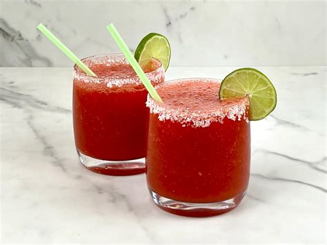 Blended Strawberry Margaritas Simply Delicious — Prep My Recipe