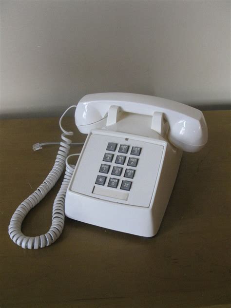 Vintage White Desk Phone 1970s 80s Working Condition Bell Systems