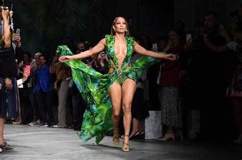 Jennifer Lopez Closes Runway Show In Green Versace Dress Time