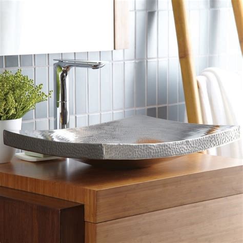How To Choose The Perfect Sinks For Your Luxury Bathroom