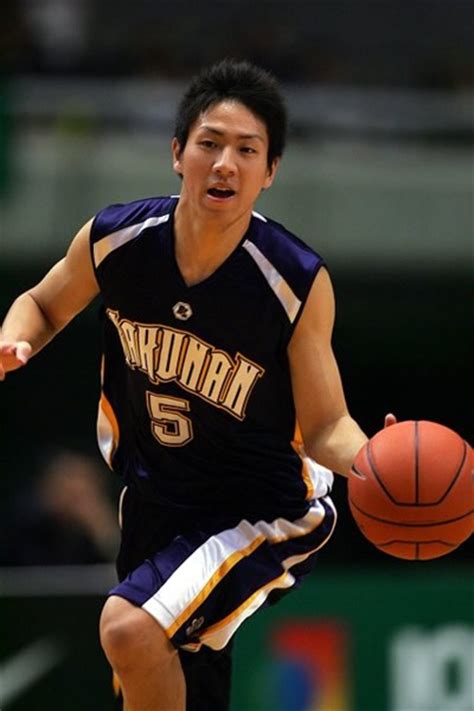 東京オリンピック・女子バスケットボールの予選リーグ初戦で、聖 カタリナ 学園高校出身の 宮崎早織 選手が代表メンバーに入っている日本代表が、強豪・フランスと対戦しました。 洛南、桜花学園など、高校バスケの強豪がオールジャパンに ...