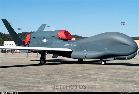 92 054 Northrop Grumman Rq 4b Global Hawk South Korea Air Force