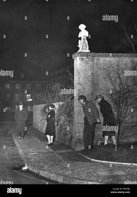 Prostitution In Berlin 1930 Stockfotografie Alamy