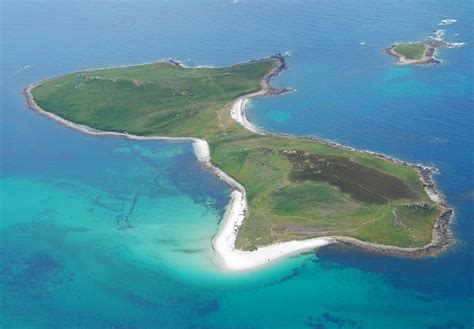 This Is Samson Island The Largest Uninhabited Island Of The Isles Of