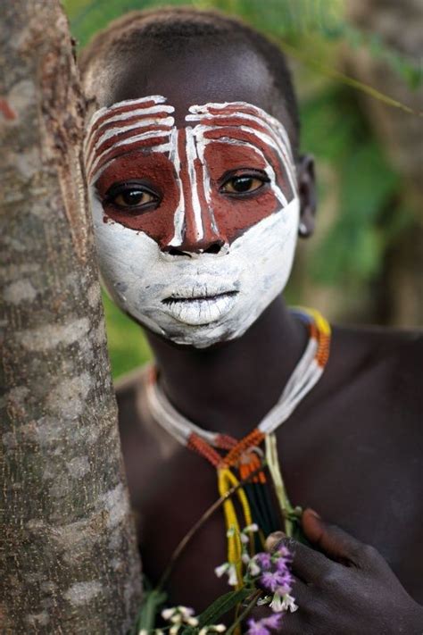 Ethiopian Tribes Suri Girl Peinture Tribale Visages Peints Peuple Indig Ne