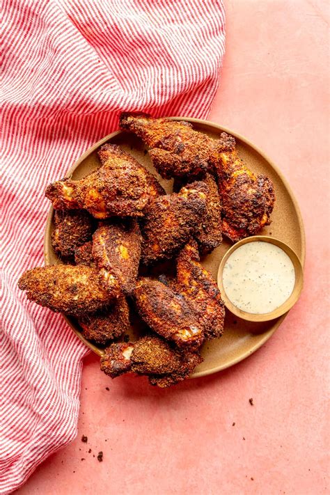 Easy Dry Rub Chicken Wings Crispy And Delicious Fed And Fit