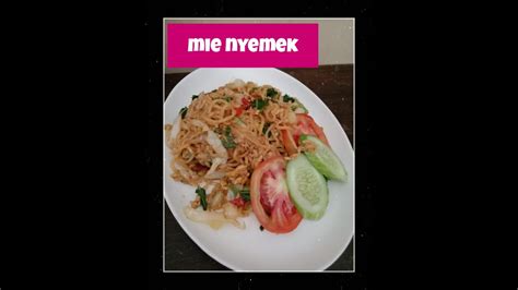 609 resep indomie nyemek pedas ala rumahan yang mudah dan enak dari komunitas memasak terbesar dunia! Resep Mie Nyemek Indomie Goreng - YouTube