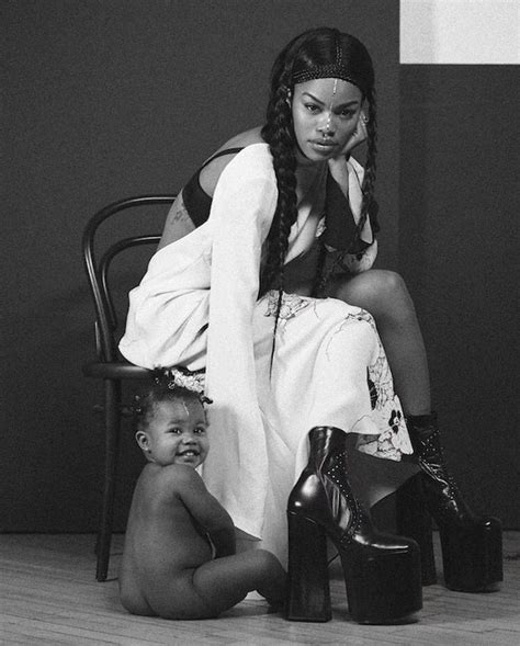 Teyana Taylor Black And White Teyana Taylor Black Girl Aesthetic Mommy And Son