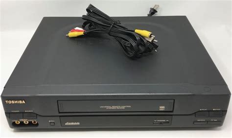 Toshiba M661 VCR Player VHS Recorder Hi Speed 4 Head Hi Fi Stereo For