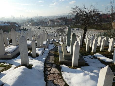 Siege of Sarajevo: Balkan War Memories in Bosnia ...