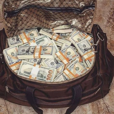 Get The Bag 👉🏼 Follow Workfxdaily 📷 Unknown Money