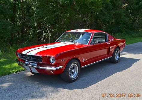 1965 Ford Mustang 2 Door Mustang Fastback Ford Mustang Classic Cars