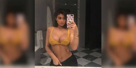 A Hacker Has Threatened To Release Nude Pics Of Kylie Jenner