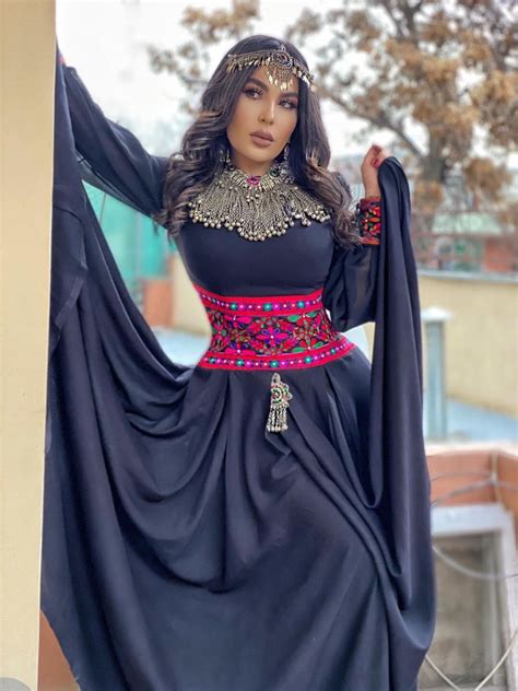 Pin By Dokhtarana👑 On Aryana Sayeed In 2021 Afghan Dresses Afghan