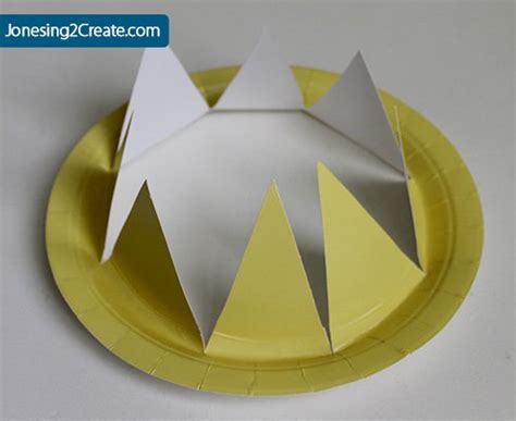 Pinkalicious Paper Plate Crowns Jonesing2create