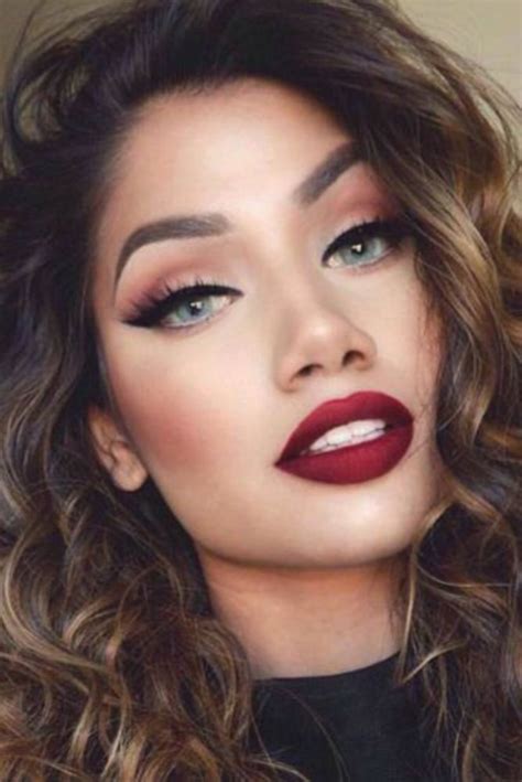 Pin By Jenny Torres On Glam Red Lipstick Looks Red Lip Makeup Natural Makeup