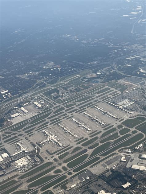 Hartsfield Jackson The Worlds Busiest Airport Almost Completely Full