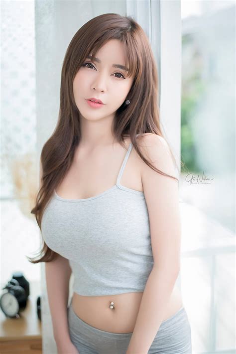 Benji - Xtapo - Sexy Girl Photos