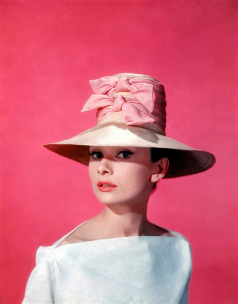 Pin By Mathilde Chamberland On Vintage Vibes Audrey Hepburn Hat Audrey Hepburn Hepburn