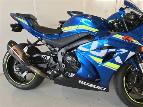 2017 Suzuki Gsx R1000 Review 18 Fast Facts