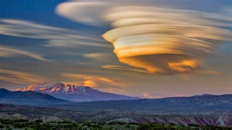 Fascinating Cloud Formations Best Photos Lenticular Clouds