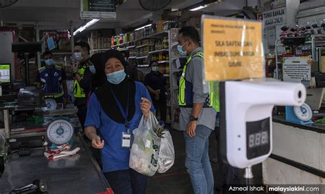 Lembah klang) is an urban conglomeration in malaysia that is centered in kuala lumpur, and includes its adjoining cities and towns in the state of selangor. New Covid-19 cluster in Klang Valley spans Petaling ...