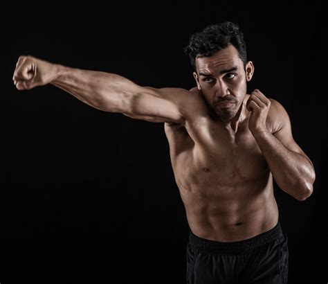 3 Unconventional Exercises To Get Abs Like A UFC Champ Male Pose