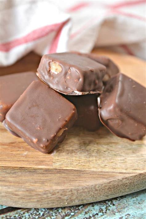 Add almond milk, syrup and salt, blend until well incorporated. Keto Fat Bombs - BEST Keto Smores Fat Bombs - {Easy - NO ...