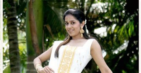 Qual o altura e o quanto pesa ranjini haridas? Hot Film Actress Gallery: Asianet TV Anchor Ranjini ...
