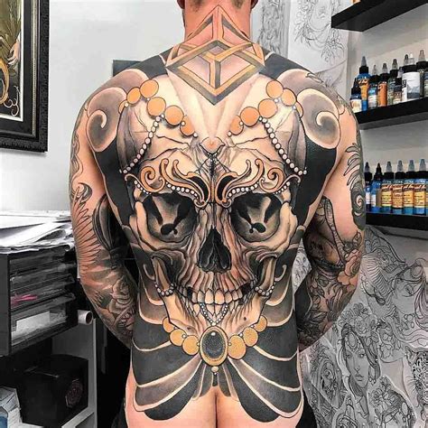 skull-tattoo-on-full-back-back-tattoo,-back-tattoos-for