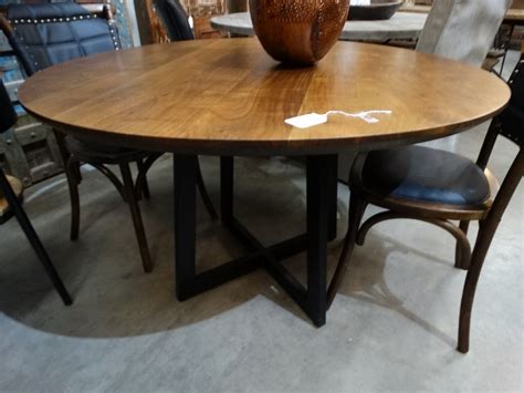 Maybe you would like to learn more about one of these? Modern Wooden Dining Round TableThis farmhouse table has a ...