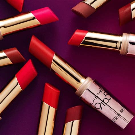 Lakme 9 To 5 Lipstick Shades With Price For That Long Lasting Effect
