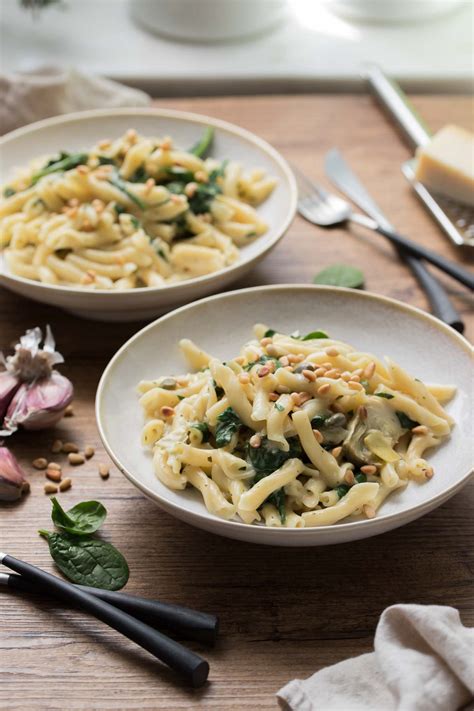 Cremige One Pot Pasta mit Artischocken Zitrone Rezept