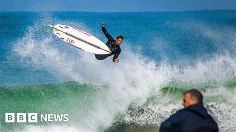 Surf Coach Toby Pearce Rescued By Off Duty Lifeguard